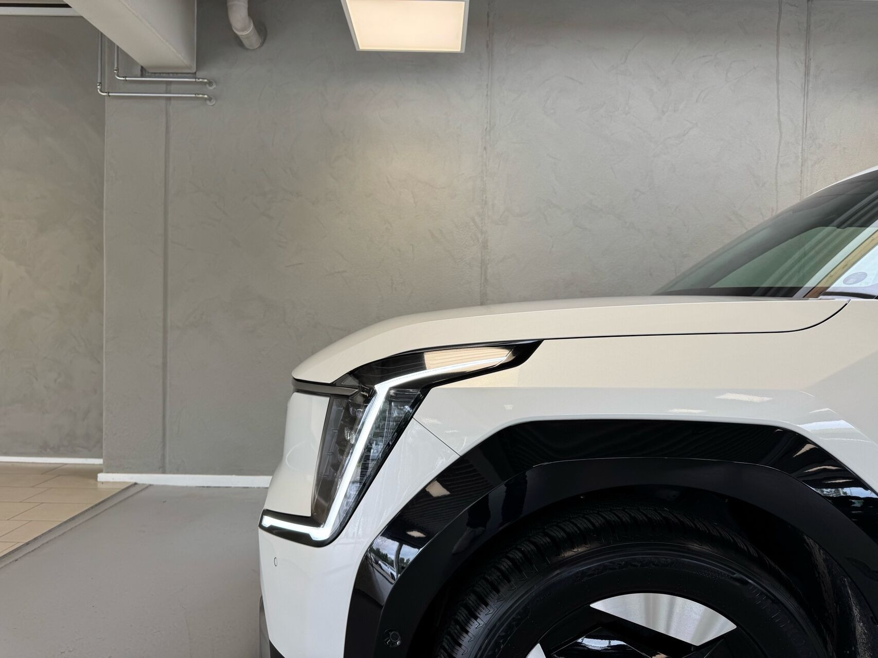 Hvid Kia EV9 fra 2025