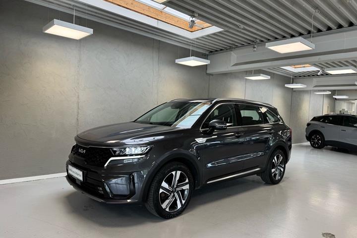 Grå Kia Sorento fra 2021