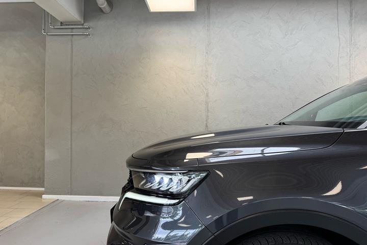 Grå Kia Sorento fra 2021