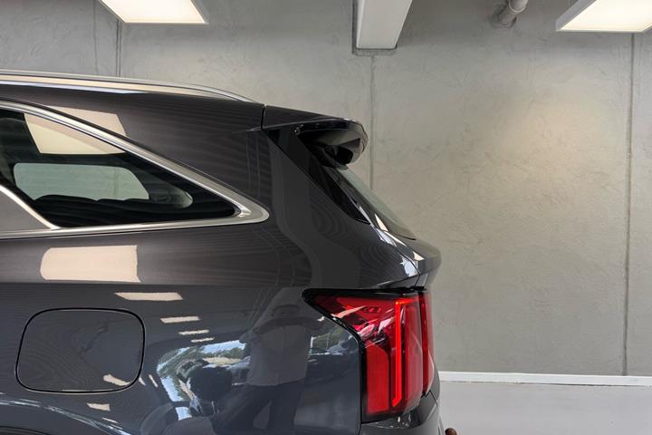 Grå Kia Sorento fra 2021