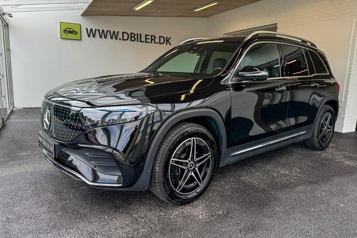 Sort Mercedes EQB 250+ fra 2024