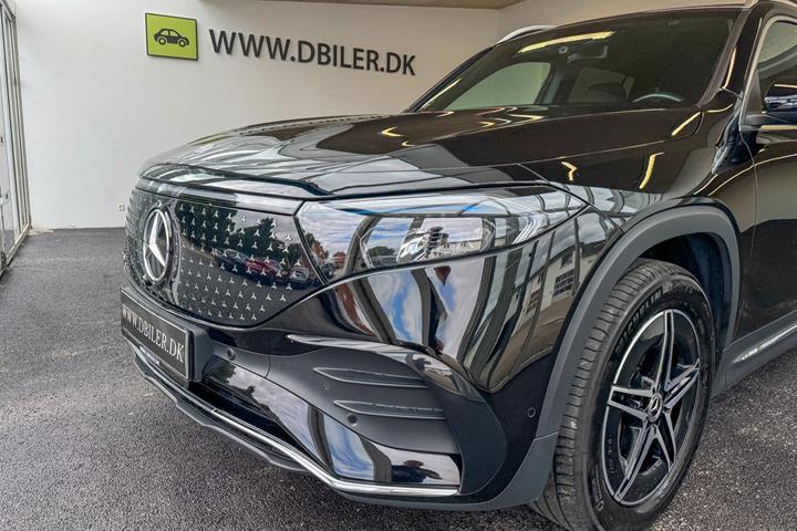 Sort Mercedes EQB 250+ fra 2024