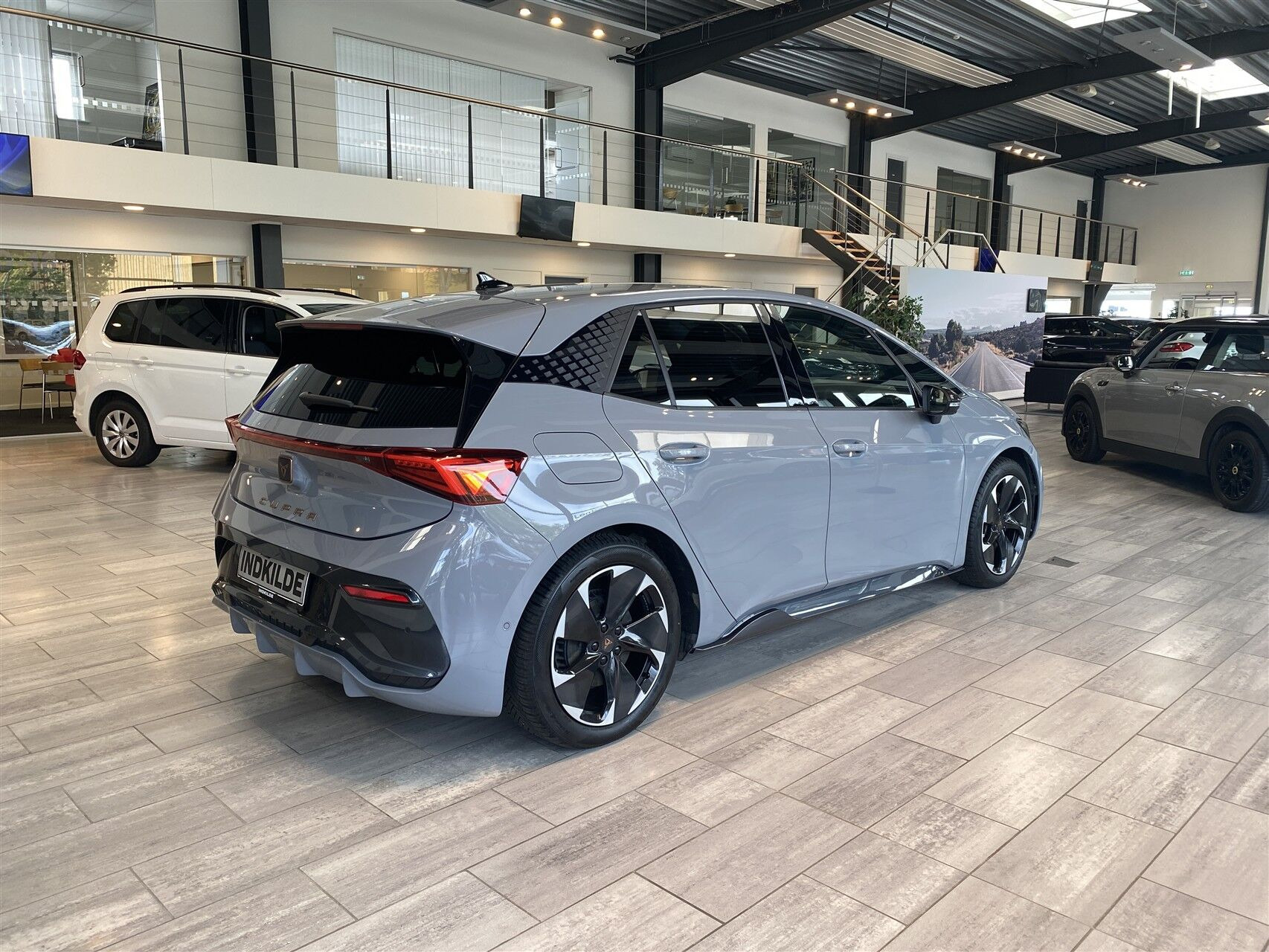 Grå Cupra Born fra 2024