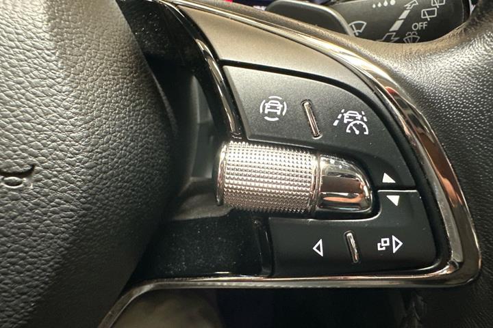 Blå Skoda Octavia fra 2021
