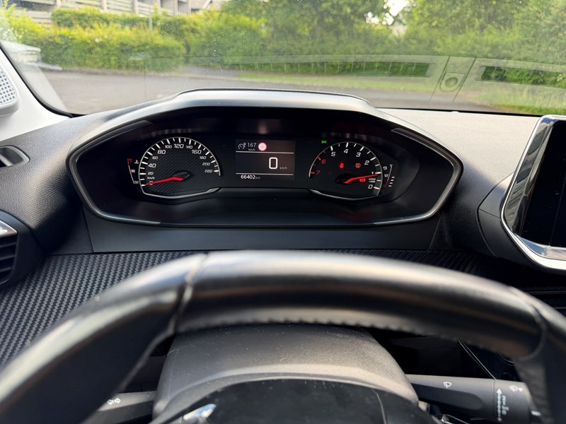 undefined Peugeot 208 fra 2021
