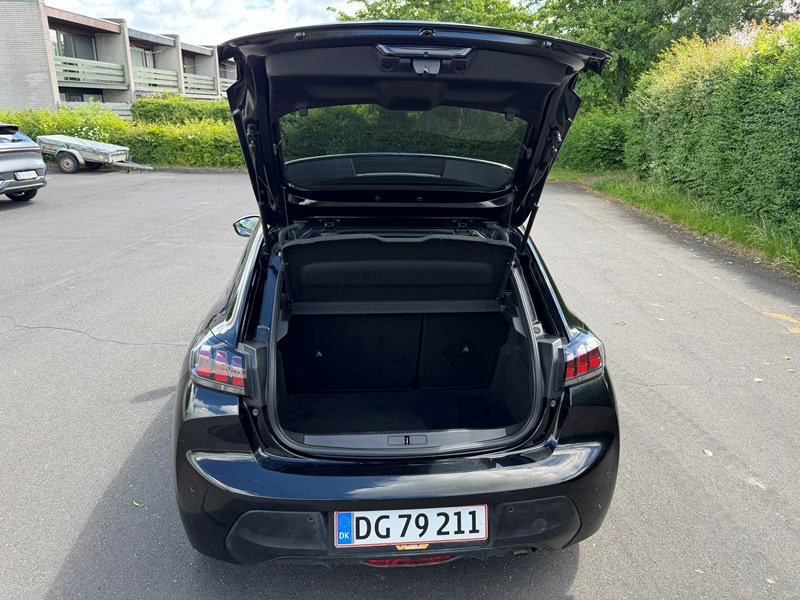 undefined Peugeot 208 fra 2021