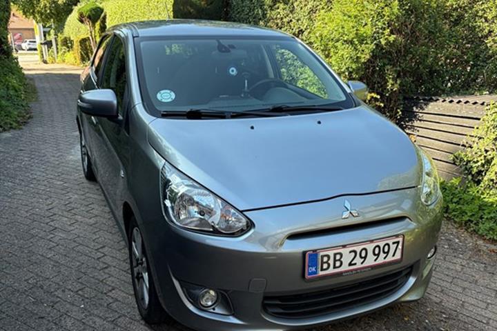 undefined Mitsubishi Space Star fra 2015