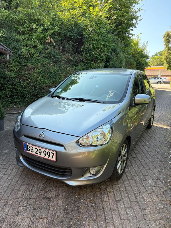 undefined Mitsubishi Space Star fra 2015