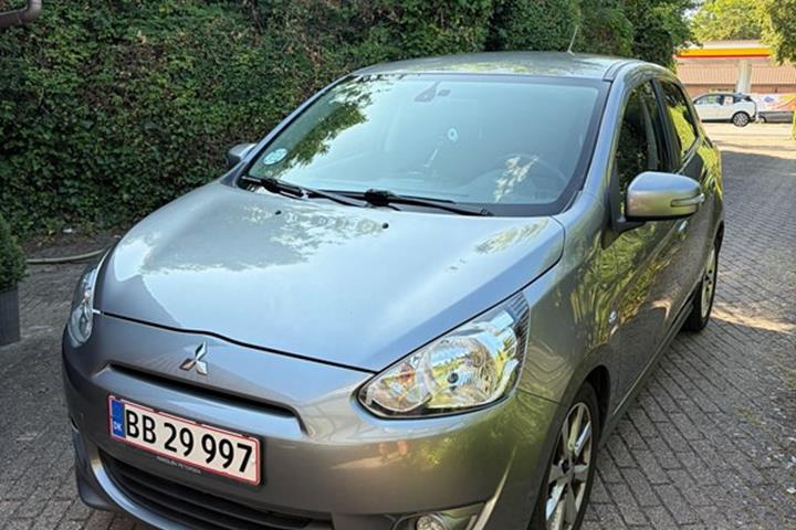 undefined Mitsubishi Space Star fra 2015