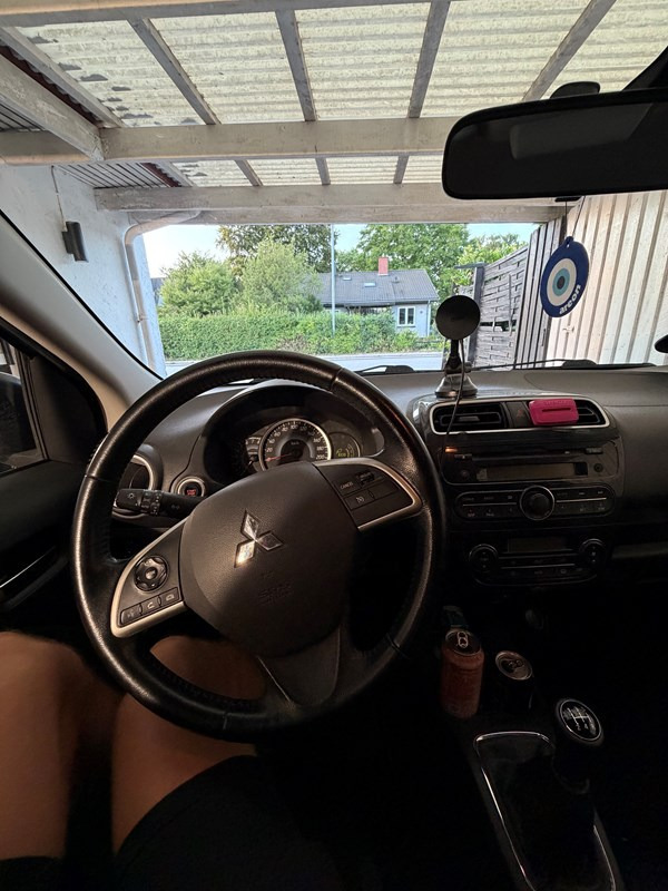 undefined Mitsubishi Space Star fra 2015