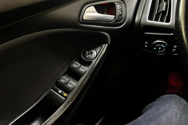 undefined Ford Focus fra 2016