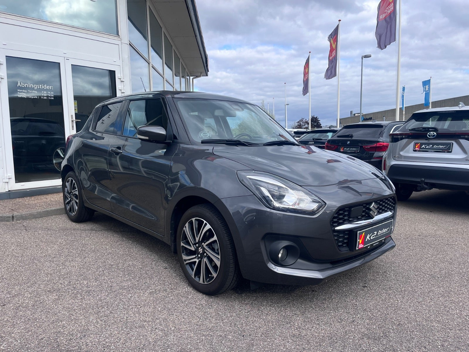 Grå Suzuki Swift fra 2020