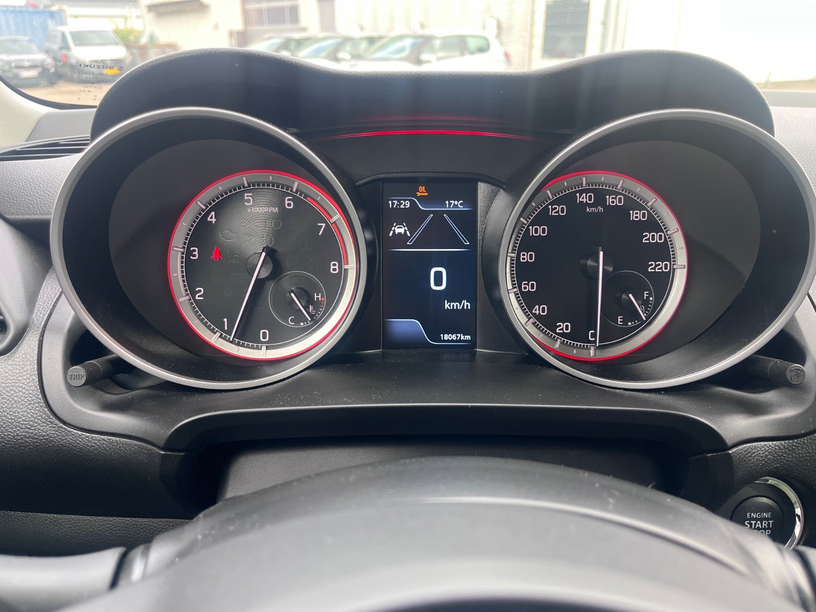 Grå Suzuki Swift fra 2020
