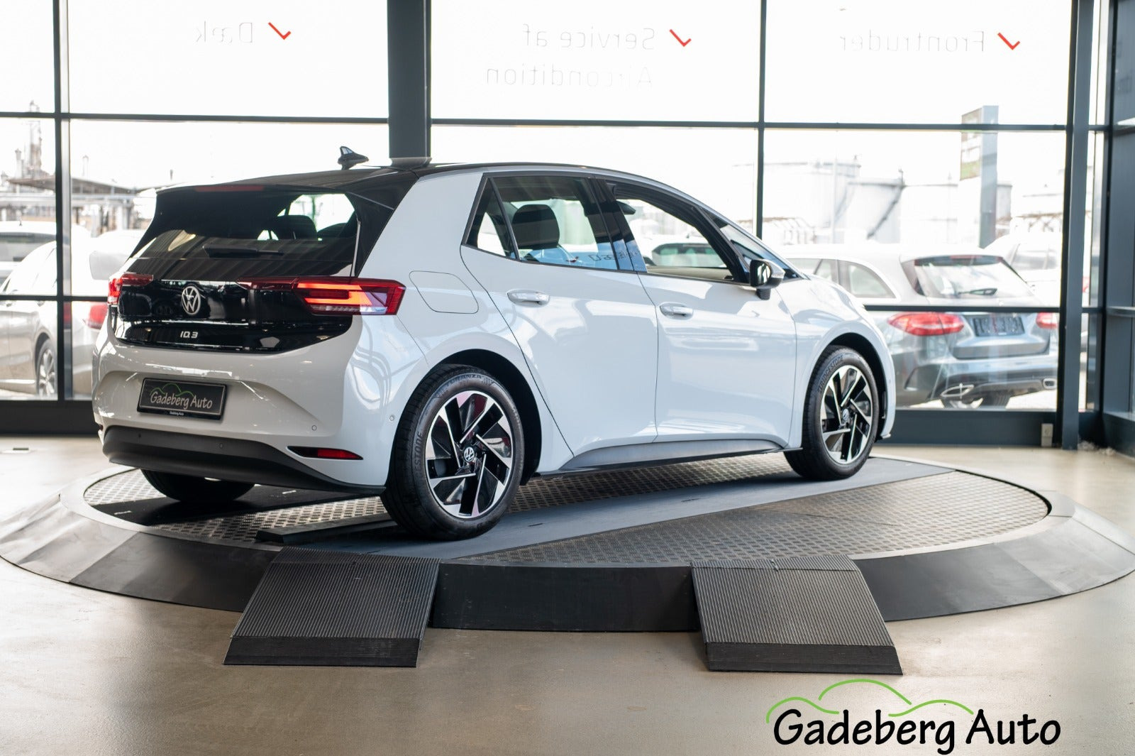 Hvid VW ID.3 fra 2024