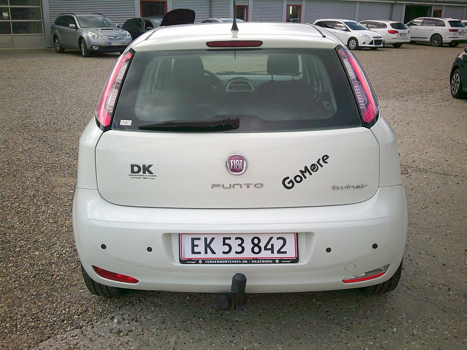 Gul Fiat Punto fra 2012