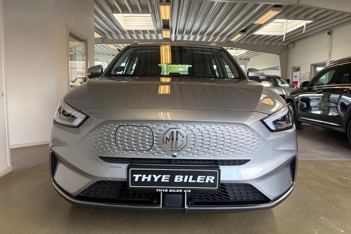 Sølv MG ZS fra 2025