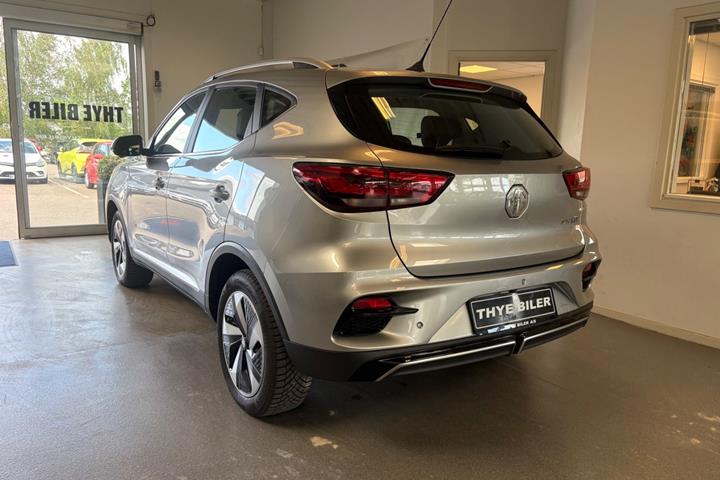 Sølv MG ZS fra 2025