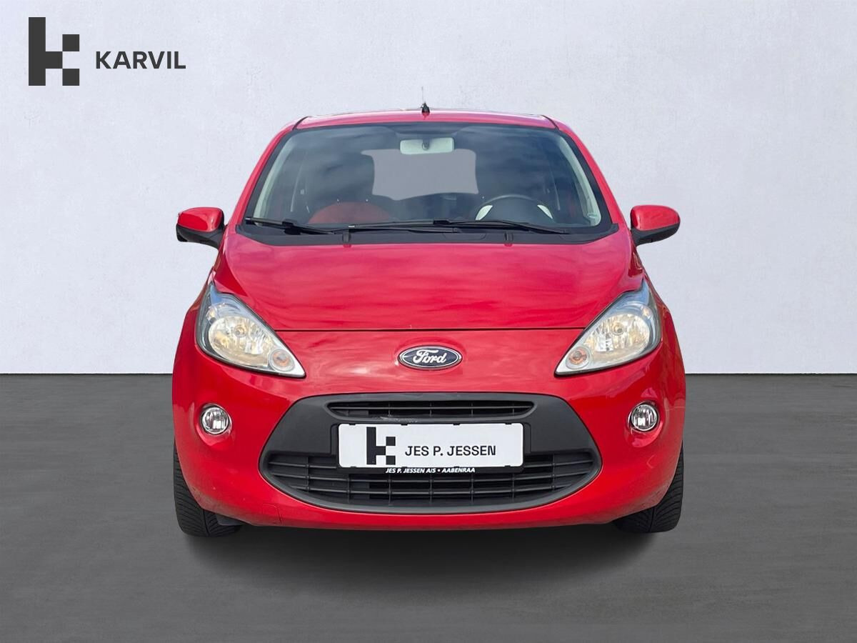 Rød Ford Ka fra 2013