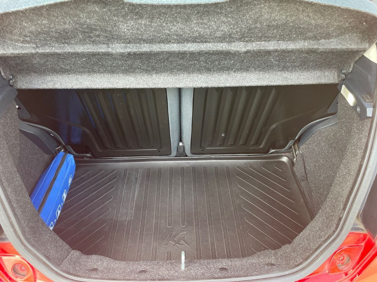 Rød Ford Ka fra 2013