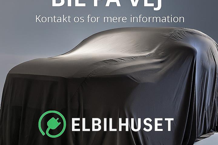 Grå Volvo XC40 fra 2024