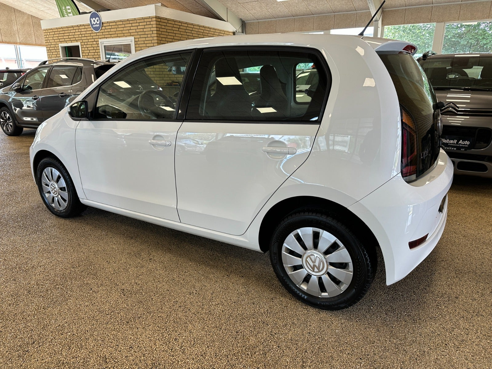 Hvid VW UP! fra 2017