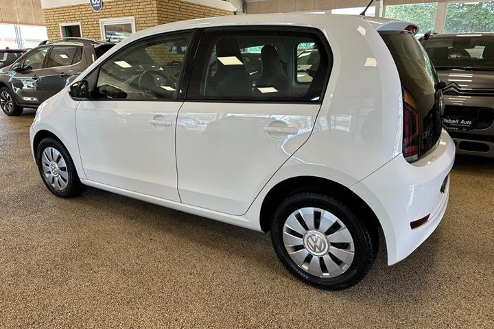 Hvid VW UP! fra 2017