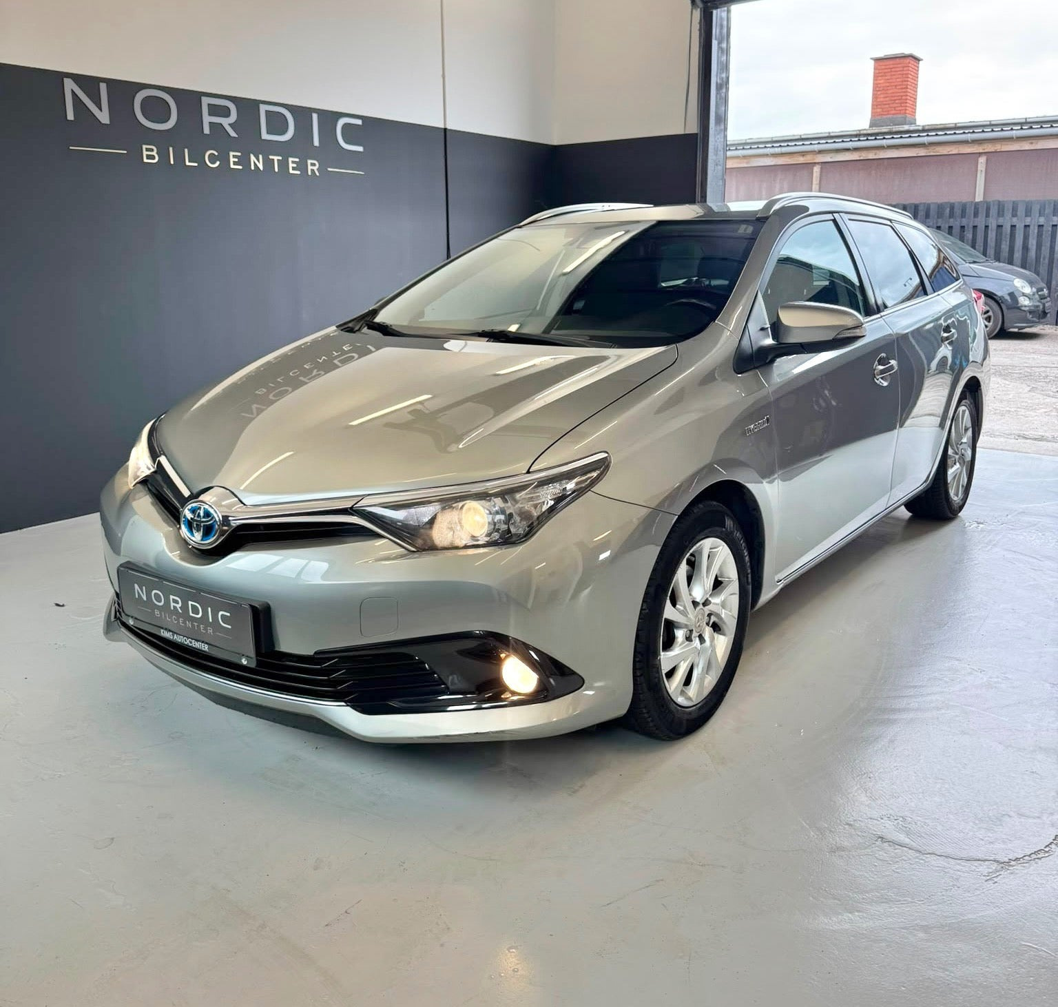 Toyota Auris 1,8 Hybrid H2 Comfort Touring Sports CVT