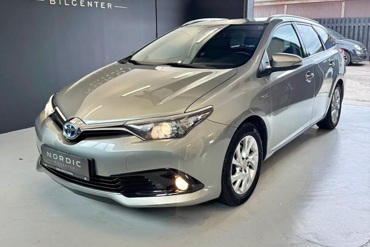 undefined Toyota Auris fra 2016