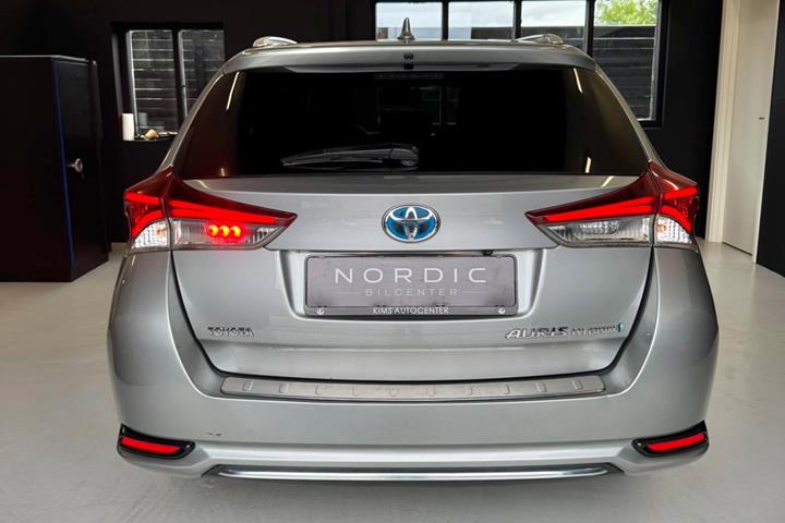 undefined Toyota Auris fra 2016