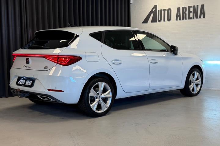 Hvid Seat Leon fra 2021