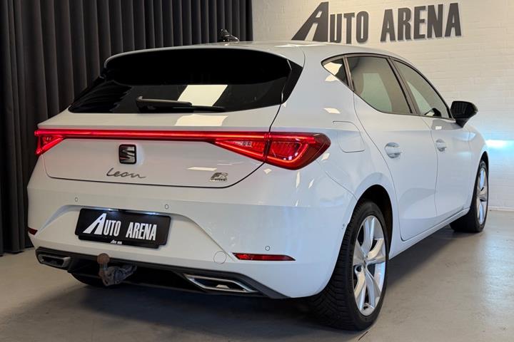 Hvid Seat Leon fra 2021