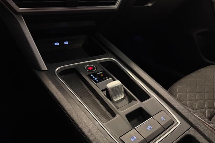 Hvid Seat Leon fra 2021