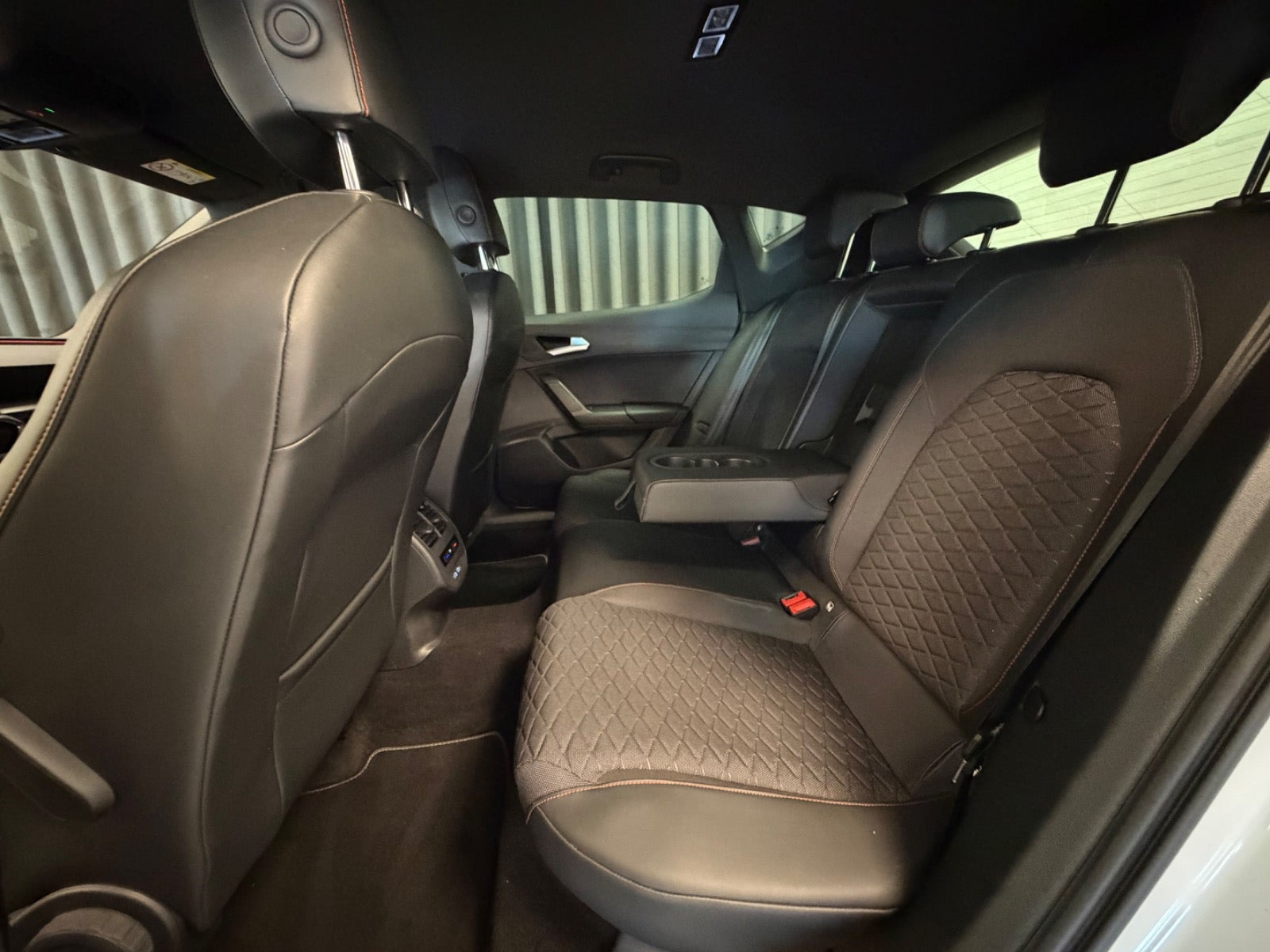 Hvid Seat Leon fra 2021