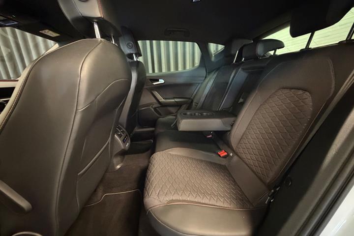 Hvid Seat Leon fra 2021