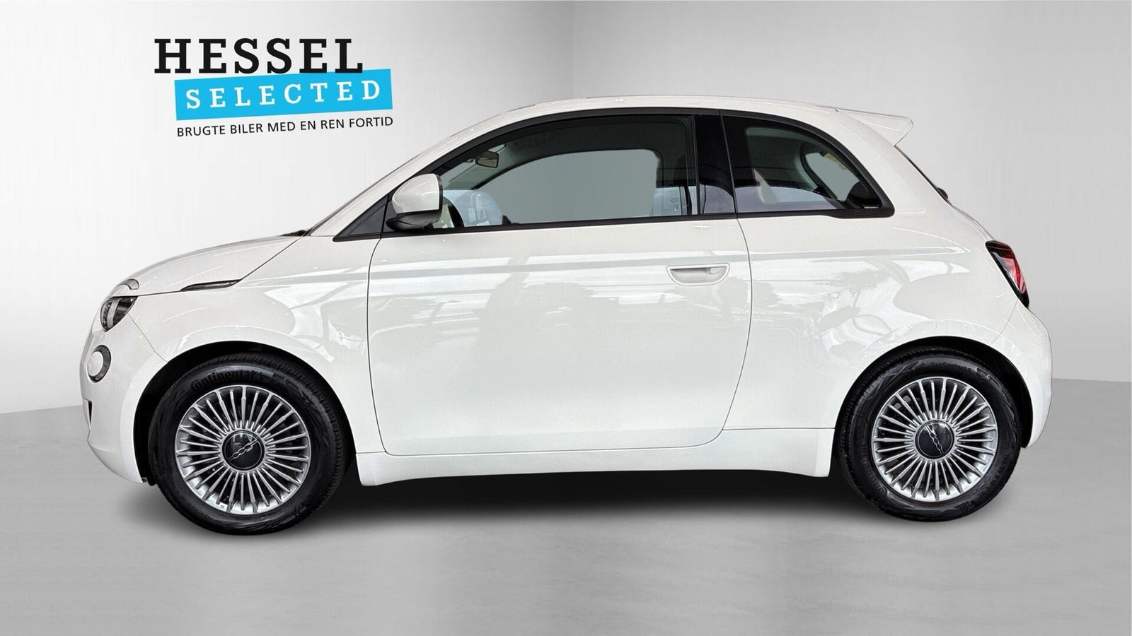Hvid Fiat 500e fra 2023