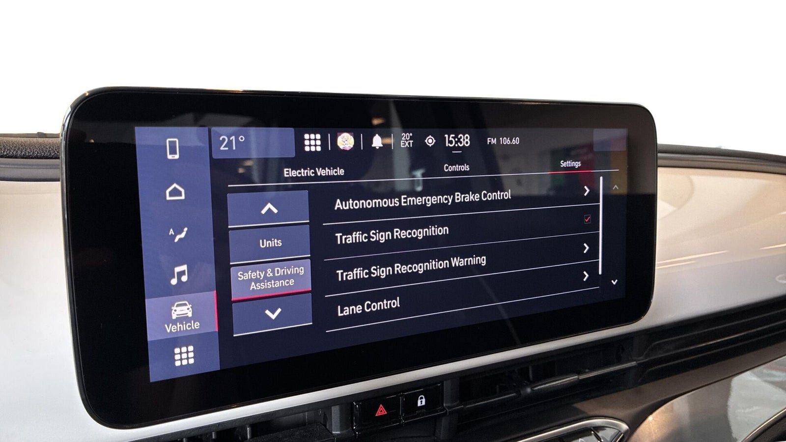 Hvid Fiat 500e fra 2023
