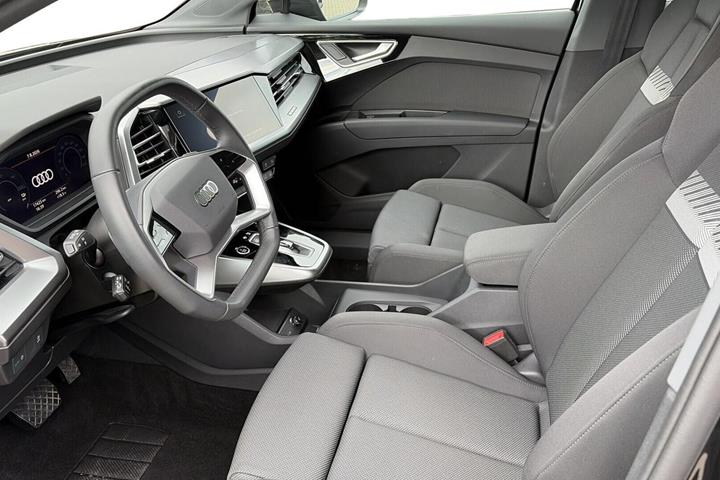 Sort Audi Q4 e-tron fra 2025