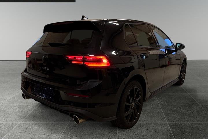 Sort VW Golf VIII fra 2021