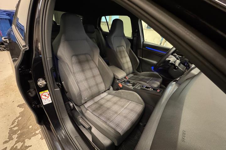 Sort VW Golf VIII fra 2021