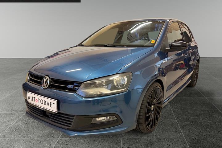 Blå VW Polo fra 2016