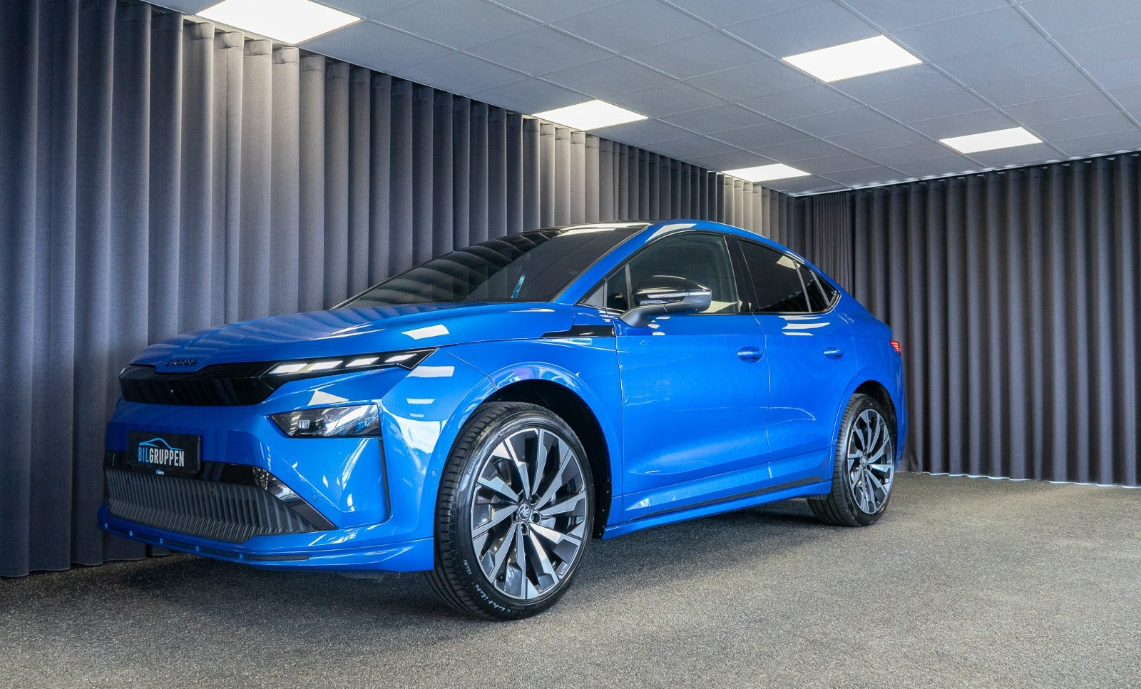 Blå Skoda Enyaq fra 2025