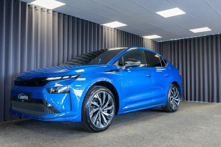Blå Skoda Enyaq fra 2025
