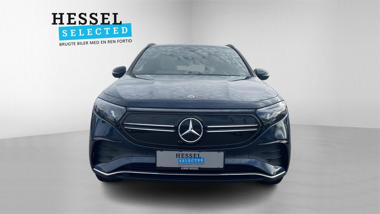 Blå Mercedes EQA250 fra 2022
