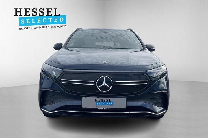 Blå Mercedes EQA250 fra 2022