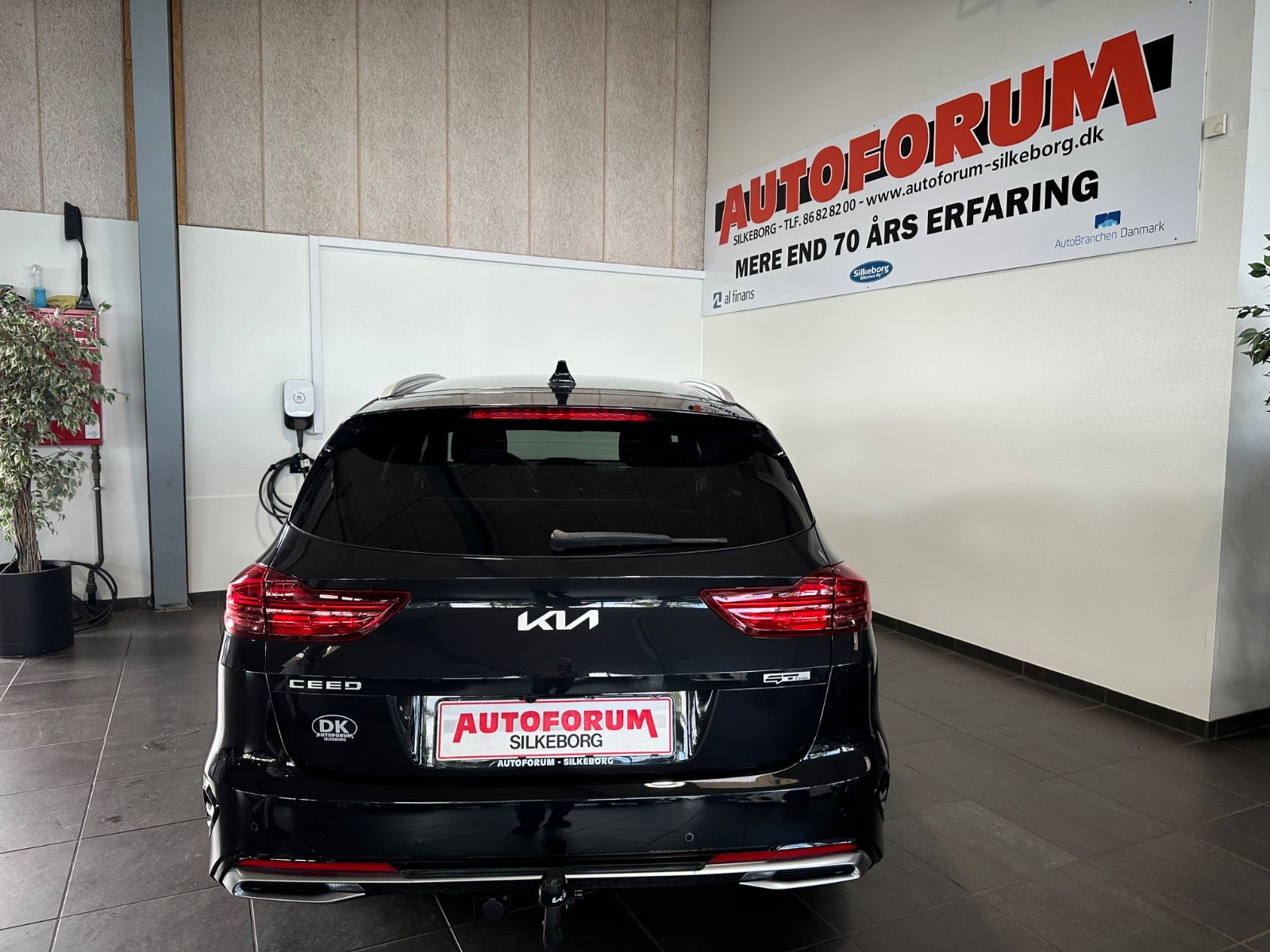 Sort Kia Ceed fra 2024