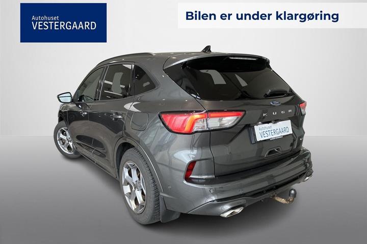 Grå Ford Kuga fra 2020