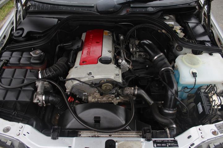 Sølv Mercedes C230 fra 1998