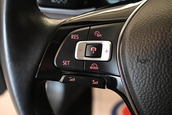 Grå VW Polo fra 2020