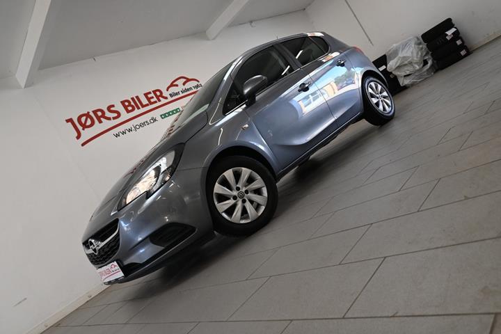 Grå Opel Corsa fra 2019