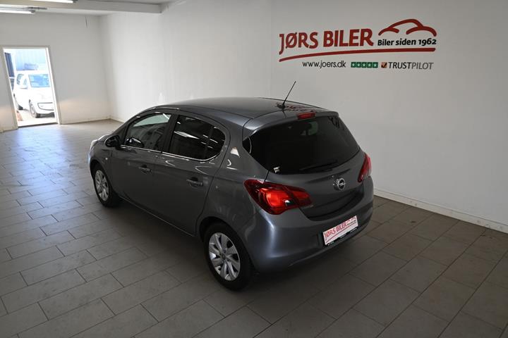 Grå Opel Corsa fra 2019
